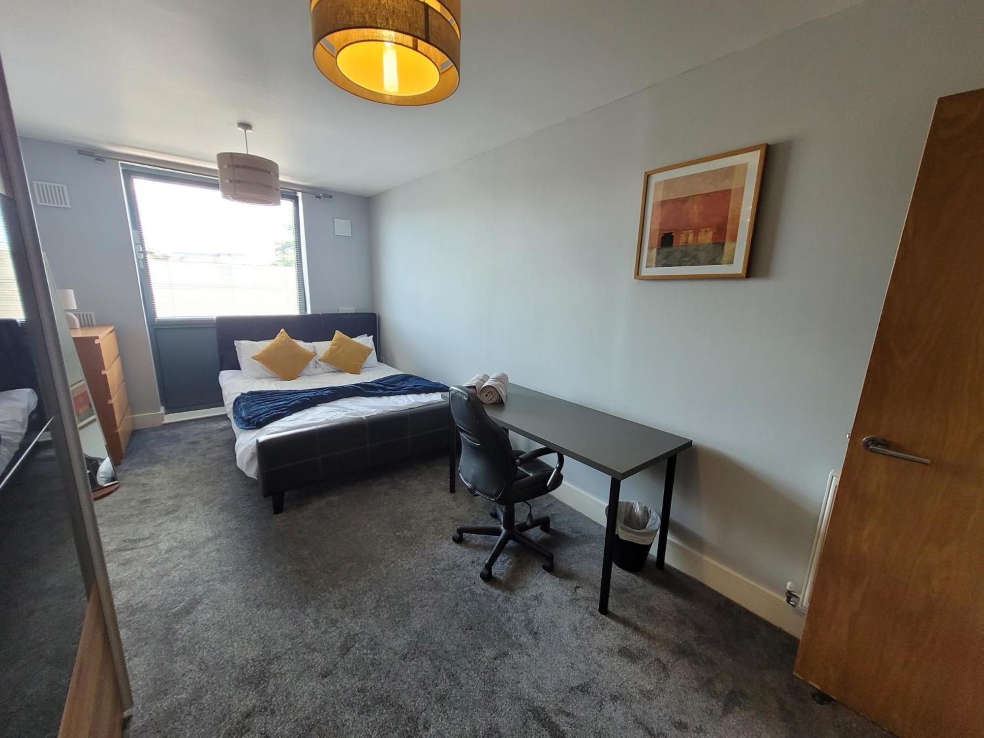 Lesley Court- A Lovely Spacious 2 Bedroom Apartment By Catchpole Stays Chelmsford Exteriér fotografie